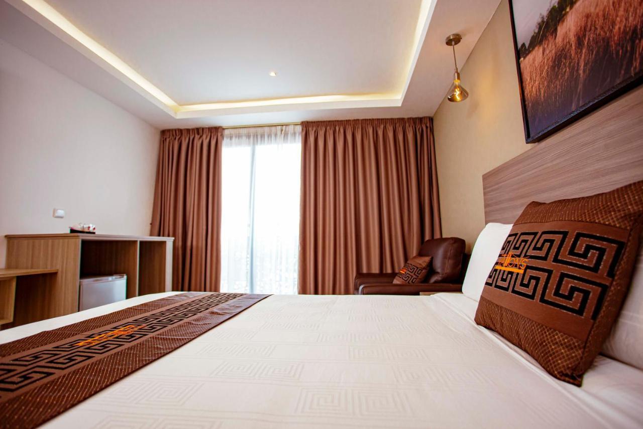 Hotel Les Vallons Abidjan Eksteriør bilde