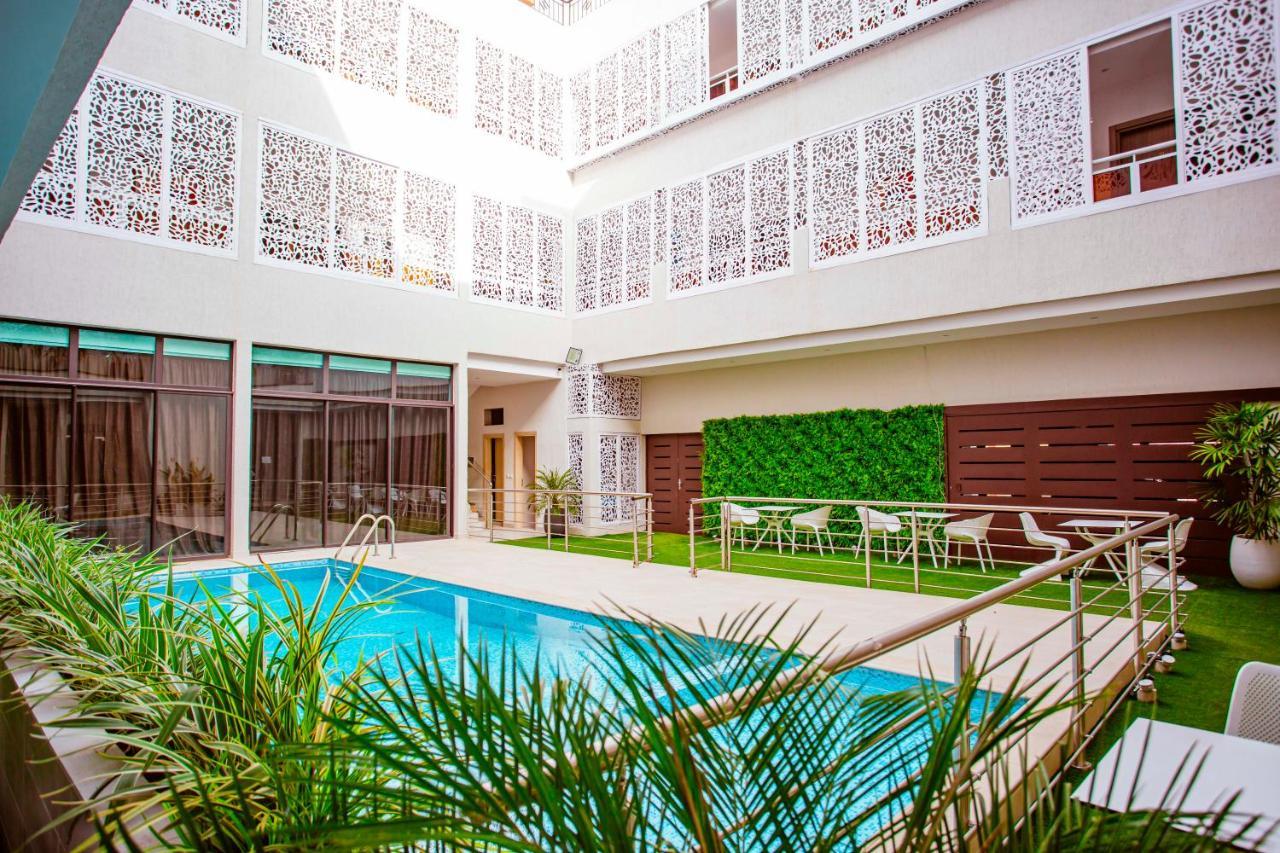 Hotel Les Vallons Abidjan Eksteriør bilde